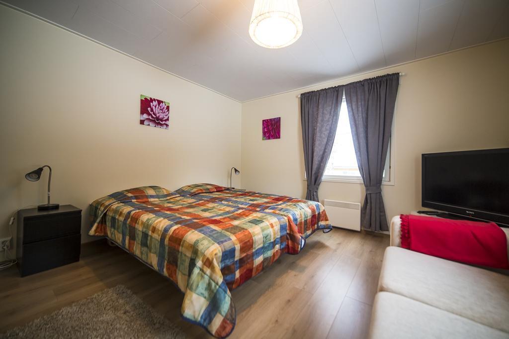 Hotel Aakenus Holiday Home Kymppi Rovaniemi Room photo